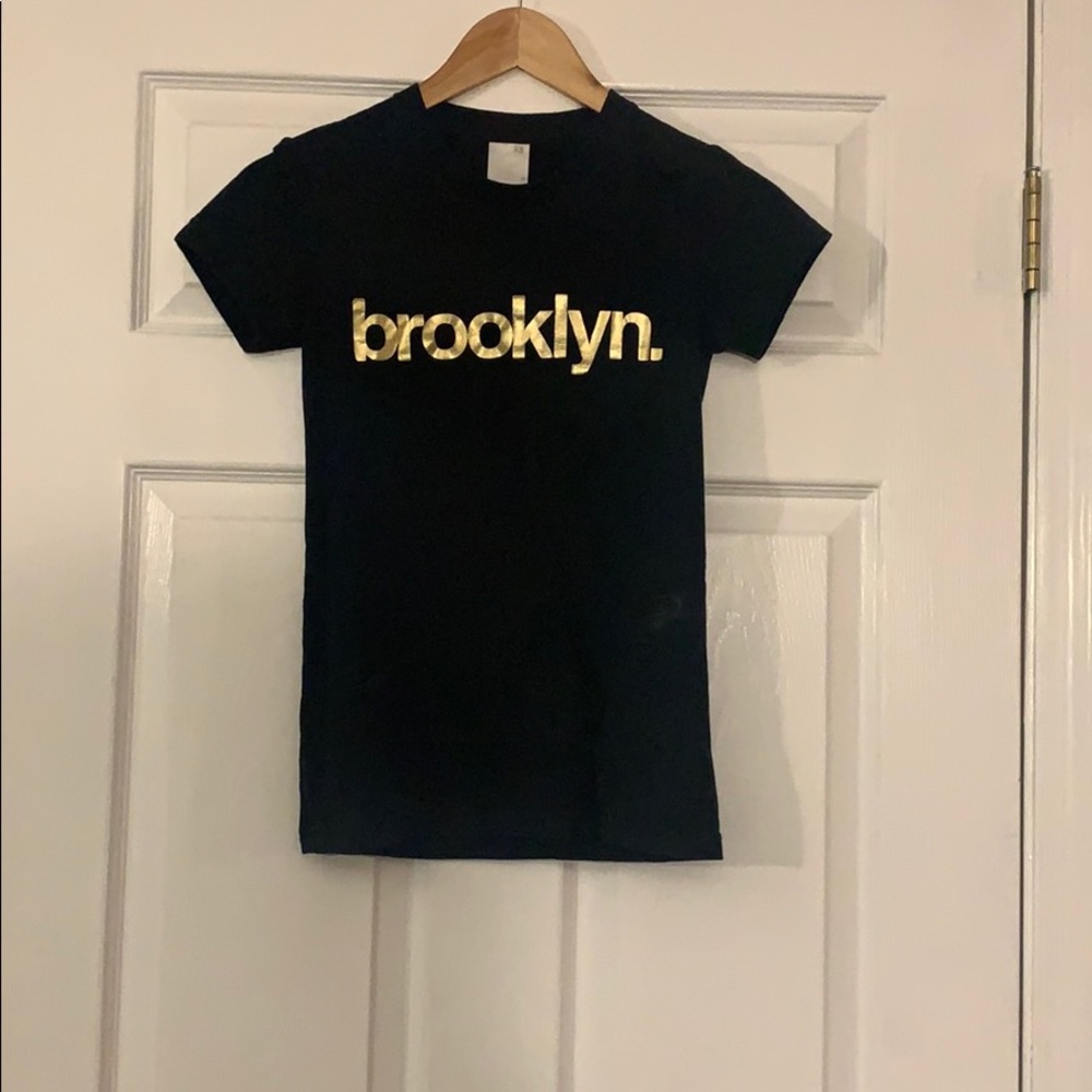 Short sleeve shirt